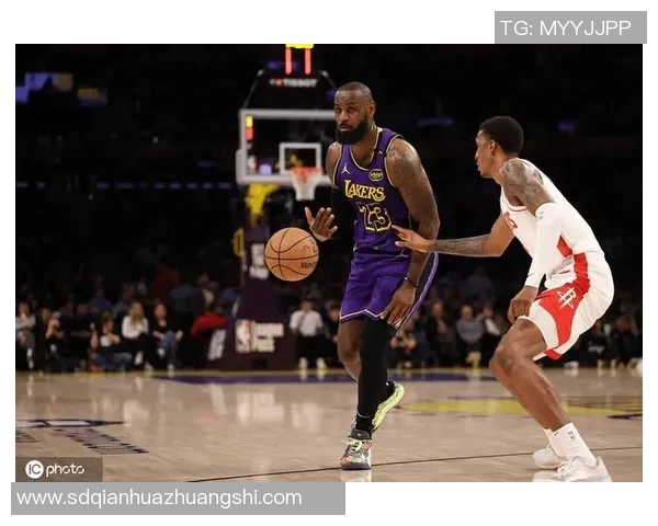 火箭队险胜湖人队，争夺总冠军席位